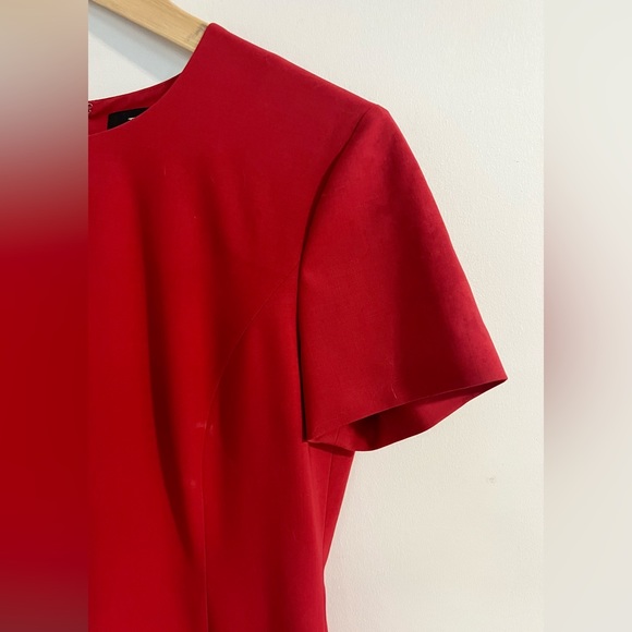 Theory Red lined short dress. Size 4. - Picture 4 of 7